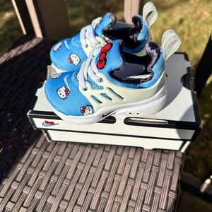 Hello kitty presto sneakers size 4C